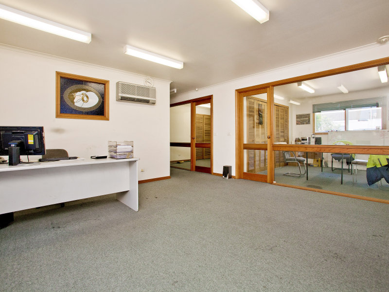 8-10 Gravel Pits Road, SOUTH GEELONG, South Geelong - Thumbnail 4